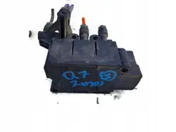 Audi Q7 4M Pneumatiikkajakeluventtiili OEM 4M0616013A