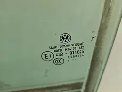 Vitre porte arrière gauche OEM IMPRK1390607 VW Passat B8