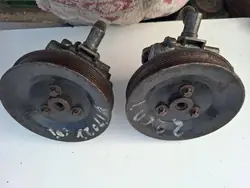 Pompe de direction assistée Mercedes Vito W638 2.2 CDI A0024667001
