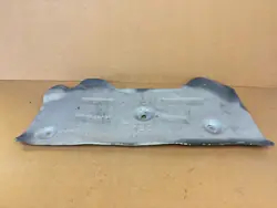Escudo térmico Mazda CX-30 OEM BDMT - Usado