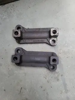 Suporte Garfo Embreagem OEM 452526D para Caixa MAN DAF