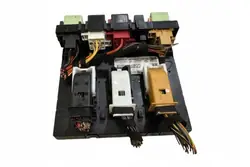 Skoda Mukavuusmoduuli OEM 1K0937087Q - Käytetty