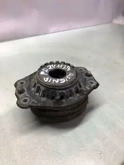 Bakre höger stötdämparfäste OEM 23335488 Opel Insignia