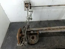 Poutre d'essieu arrière OEM BELKA ZAWIESZENIA, OŚ TYŁ