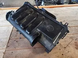 Käytetty imujakoputki OEM A6400900701 Mercedes-Benz