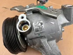 Compresseur AC SUBARU XV LIFT 2.0 Essence 73111FL050