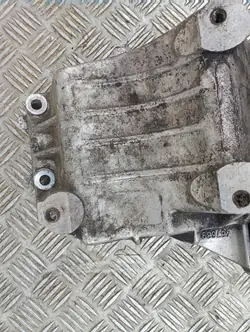 A/C Compressor Bracket Lancia Thesis 2.4 JTD 46763977