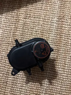 Réservoir OEM HY53-19B518-AD pour Aston Martin DBX