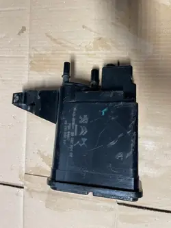 Filtre à charbon OEM 9829280480 9829189080 pour Citroen C5 Aircross