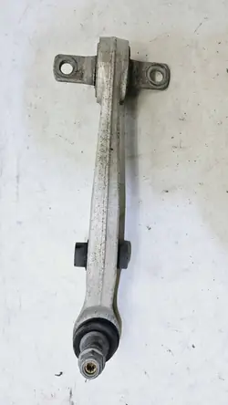 Braccio di controllo anteriore sinistro Tesla Model 3 1044341-00-C