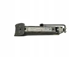 Mercedes-Benz C-Class Abschlepphaken OEM A0005845207