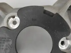 Övre fjäderbensarm OEM 1044326-00-J fram höger