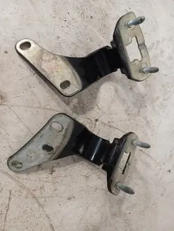 Charnière de coffre Mercedes-Benz GL X164 OEM A1647401337