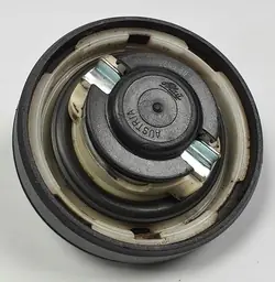 Bouchon de réservoir Mercedes W204 A2114700505
