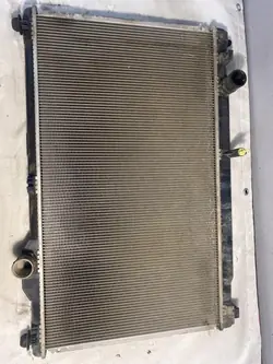 Radiateur Lexus GS 3 OEM 422133-2772 (2004-2007)
