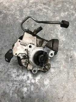 Pompa carburante 1.4 1ND Toyota 22100-33050