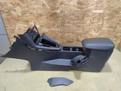 Accoudoir tunnel central FOCUS MK3 LIFT OEM