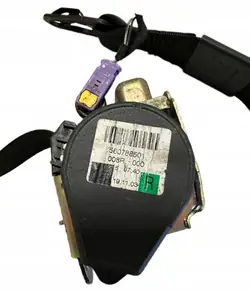 OEM 560788501 8E0857706F höger framsätesbältessträckare