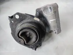 Vasemman moottorin kiinnike 68275989AA Jeep Grand Cherokee