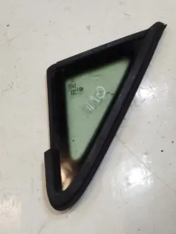 Vitre de carrosserie avant droit OEM 5G0845412 VW Golf VII