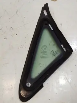 Vitre de carrosserie avant droit OEM 5G0845412 VW Golf VII