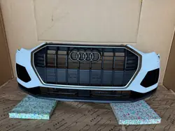 AUDI Q3 Paraurti Anteriore PDC Installazione Griglia Completa OEM