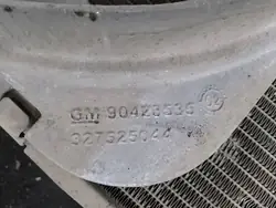 Radiateur d'eau avec ventilateur Opel Zafira A 2.0