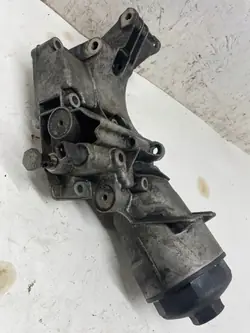 Käytetty BMW öljynsuodatinpohja OEM 750330620 5 E39