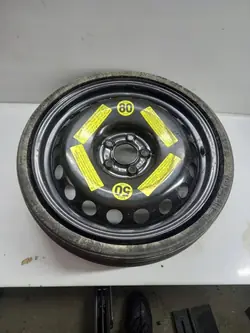 Käytetty varapyörä OEM 8R0601027 Audi Q5 (8R):lle