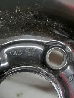 Begagnat reservhjul OEM 8R0601027 för Audi Q5 (8R)