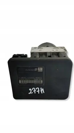 ABS-pumppu OEM 13356788 Opel Astra J:lle