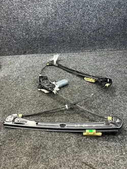 Regulador de janela dianteira esquerda VW Golf VII 5G4837462H