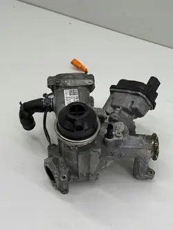 AUDI A4 A7 A6 C7 EGR Koeler + Ventiel OEM 059131515BL