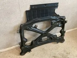 Audi Q7 4M chassidel OEM 4M22399345F - Begagnad