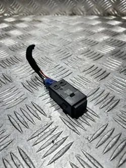 Tomada USB OEM 98638237ZD para Opel Frontera C