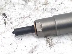 Injecteur MERCEDES-BENZ CLS (C219) 3.0L diesel A6420701987