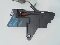 AUDI Q3 LIFT 2.0 TDI Pompe à eau 04L109145