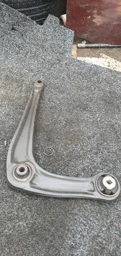 Voorste rechter draagarm Peugeot TRAVELLER EXPERT PROACE