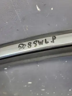Krom Dörrtätningsram OEM 9686161180 Fram Vänster