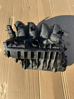 BMW Inlaatspruitstuk OEM 7560234 voor X1 E84