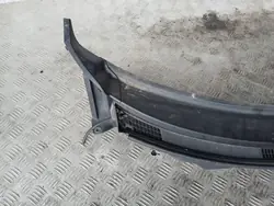Suzuki Swift III 2019 Framruta OEM 7233153R0