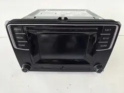 Radio Navigation VW T6 OEM 1K8035150D Occasion