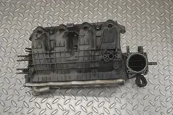 VW Polo 6R 6C Collecteur admission 2014 OEM 04E145749B