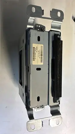Gebruikte Jaguar CD-wisselaar OEM P31357756AA voor XF X250