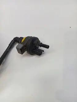 Bränsleångakolfilter OEM 149504164R Dacia Duster II