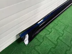 BMW M3 G80 Linke Schwellerverkleidung OEM 8072639