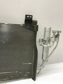 Mazda OE DB3R61480A Klimaanlagenkondensator