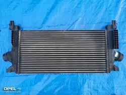 OPEL Astra J Zafira C Intercooler 1.6 1.7 2.0 13267646