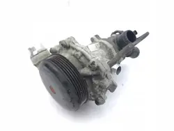 Vattenpump Mercedes-Benz B W246 W242 2013 A6512000501