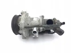 Pompe à eau Mercedes-Benz B W246 W242 2013 A6512000501